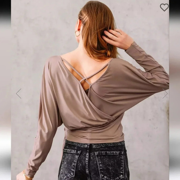 Buckle Top, Surplice Side Tie Top WILLOW & ROOT Size, XL - Picture 6 of 10